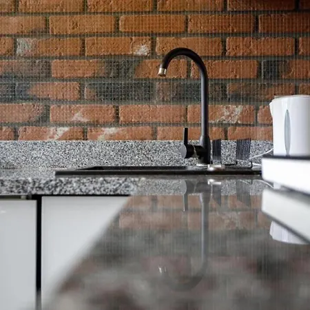 Close-central - Main Rail Station - Kosciuszki 28 *