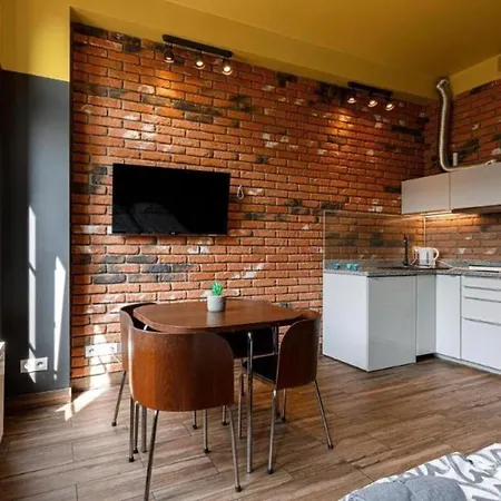 Apartman Close